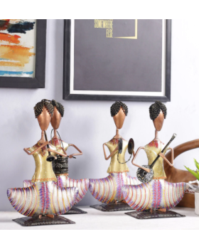 Solid Wood Figurines Set of 4 Solid Wood Figurines Set of 4